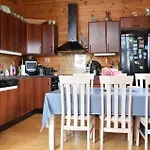 3 Bedroom Gorgeous In Semesterbostad *