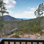 Semesterbostad 3 Bedroom Gorgeous In