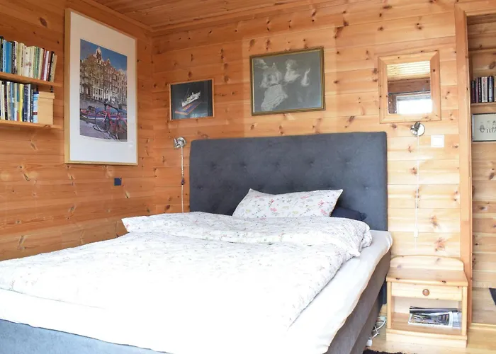 3 Bedroom Gorgeous In Feriehus Jørpeland